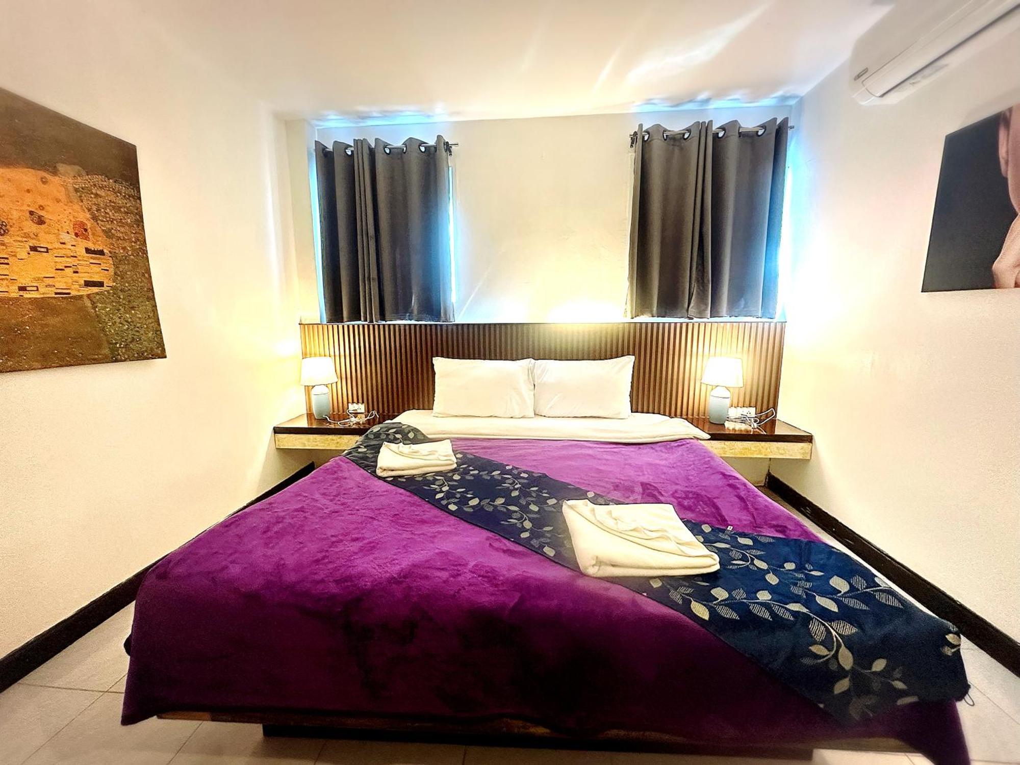 The Shades Hotel 50 Meter Beach Front Patong Экстерьер фото