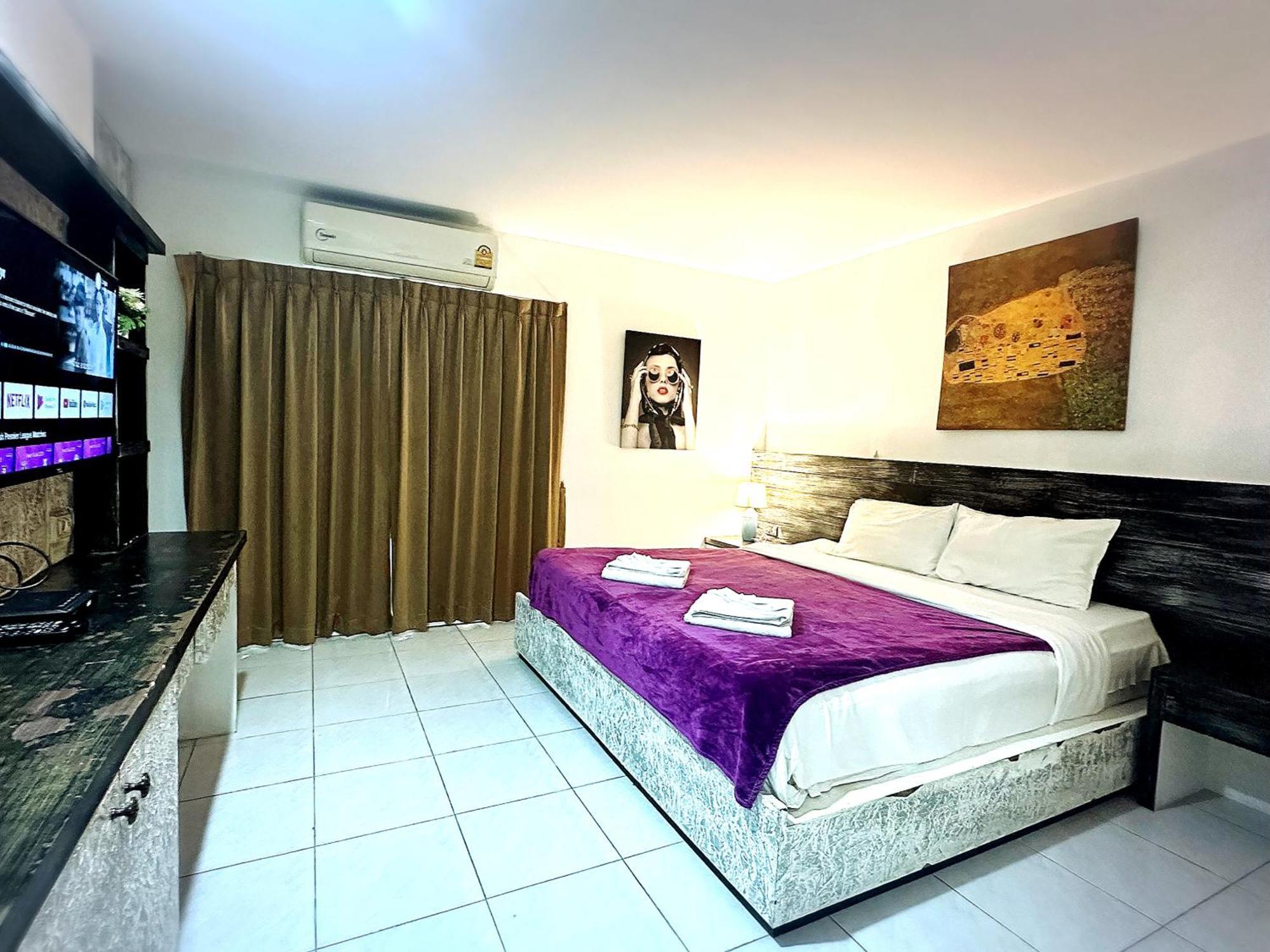 The Shades Hotel 50 Meter Beach Front Patong Экстерьер фото